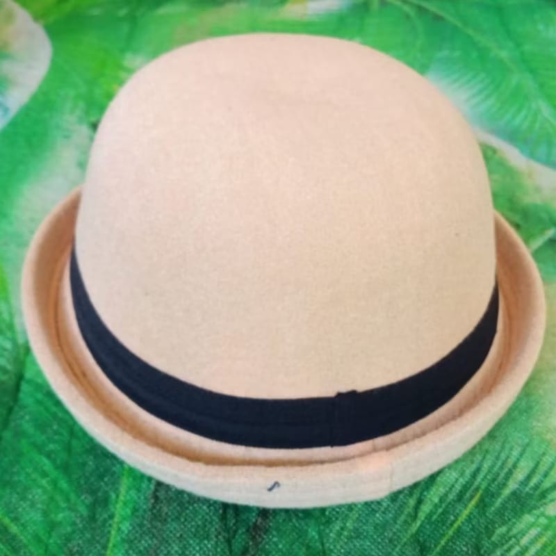Topi Chaplin Bowler Hat Dewasa - Krem